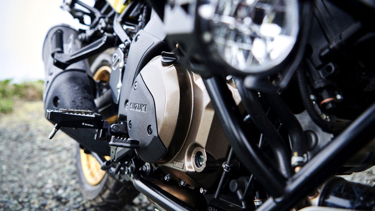 Suzuki offering £1,000 of free accessories on new V-Strom 1000 models